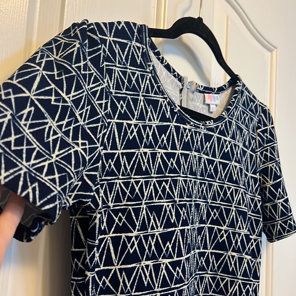 Dress - Picture 6 of 8